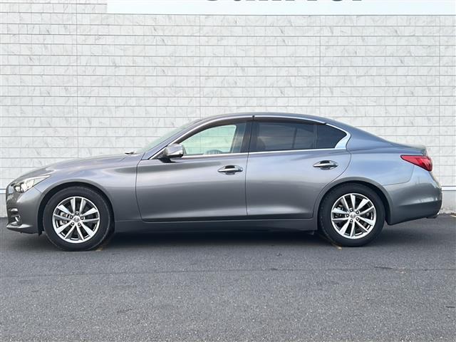 スカイライン ２００ＧＴ－ｔ　ビーグルダイナミクスコントロール　純正ナビ　ＢＴ　ＣＤ　ＤＶＤ　ワンセグ　バックカメラ　ドラレコ付デジタルインナーミラー（駐車監視録画付）　インテリジェントクルコン　パワーシート　ハーフレザーシート（34枚目）