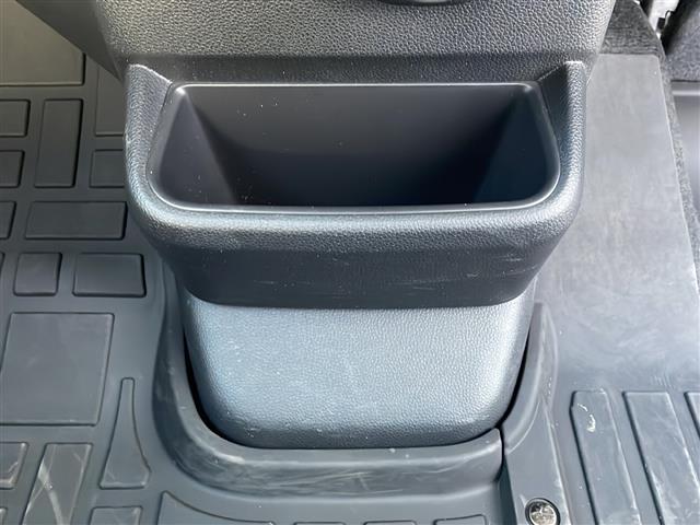 Ｎ－ＢＯＸカスタム ベースグレード　ワンオーナー　純正ナビ【ＢＴ／ＣＤ／ＤＶＤ】バックカメラ　両側パワースライドドア　シートヒーター　レーンキープアシスト　レーダークルーズコントロール　シートバックテーブル　リアパーキングアシスト（15枚目）