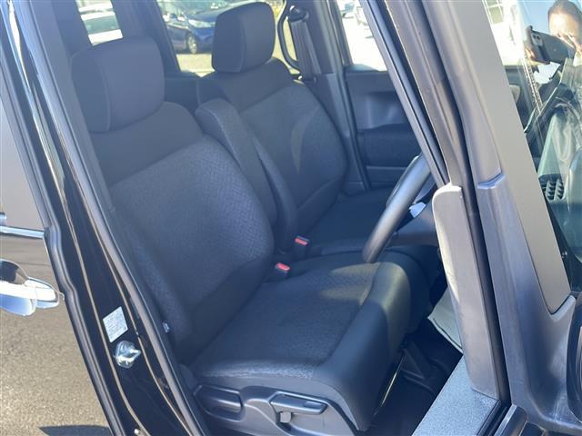 Ｎ－ＢＯＸカスタム ベースグレード　ワンオーナー　純正ナビ【ＢＴ／ＣＤ／ＤＶＤ】バックカメラ　両側パワースライドドア　シートヒーター　レーンキープアシスト　レーダークルーズコントロール　シートバックテーブル　リアパーキングアシスト（21枚目）