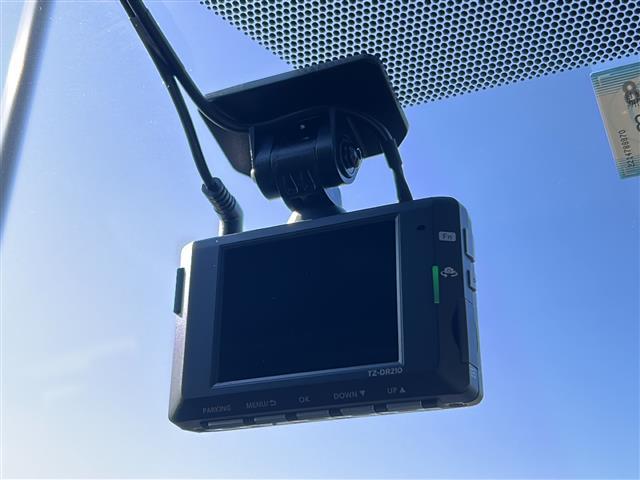 アクア ＧＲスポーツ　☆ＧＲスポーツ☆ワンオーナー☆純正ナビ　　【ＢＴ】☆バックカメラ☆全方位カメラ☆トヨタセーフティセンス☆レーントレーシングアシスト☆プリクラッシュセーフティ☆レーダークルーズコントロール（26枚目）