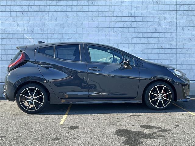 アクア ＧＲスポーツ　☆ＧＲスポーツ☆ワンオーナー☆純正ナビ　　【ＢＴ】☆バックカメラ☆全方位カメラ☆トヨタセーフティセンス☆レーントレーシングアシスト☆プリクラッシュセーフティ☆レーダークルーズコントロール（33枚目）