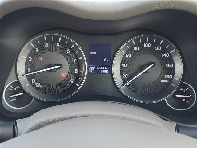 フーガ ２５０ＧＴ　Ａパッケージ　禁煙車　ワンオーナー　アラウンドビューモニター　ドラレコ　クルコン　ＬＥＤヘッドランプ　オートライト　純正８型ナビ　フルセグ　ビルトインＥＴＣ　前席パワーシート　純正１８インチＡＷ　スマートキー（17枚目）