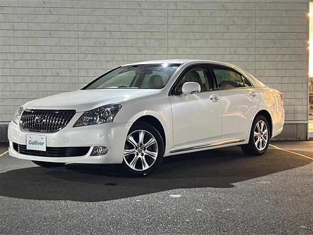 クラウンマジェスタ Ａタイプ　純正ナビ／バック・サイドカメラ／クルーズコントロール／前席パワーシート／運転席シートメモリ／純正１７インチＡＷオートライト／フォグランプ／純正フロアマット／純正ドアバイザー（27枚目）