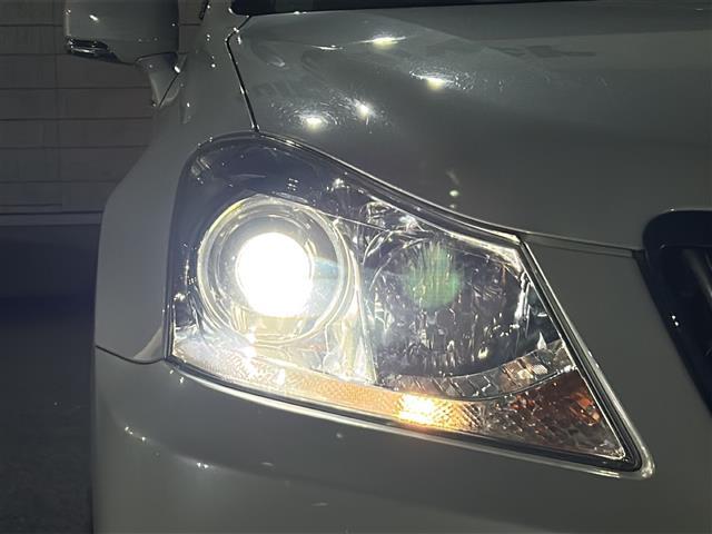 クラウンマジェスタ Ａタイプ　純正ナビ／バック・サイドカメラ／クルーズコントロール／前席パワーシート／運転席シートメモリ／純正１７インチＡＷオートライト／フォグランプ／純正フロアマット／純正ドアバイザー（29枚目）