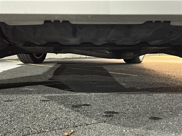 クラウンマジェスタ Ａタイプ　純正ナビ／バック・サイドカメラ／クルーズコントロール／前席パワーシート／運転席シートメモリ／純正１７インチＡＷオートライト／フォグランプ／純正フロアマット／純正ドアバイザー（35枚目）