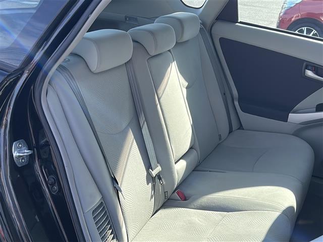 プリウス Sツーリングセレクション 社外ナビ フルセグ/CD/DVD/BT バックカメラ ビルトインETC オートライト フォグランプ 純正フロアマット(27枚目)