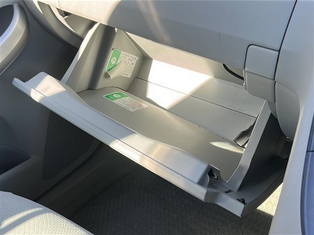 プリウス Sツーリングセレクション 社外ナビ フルセグ/CD/DVD/BT バックカメラ ビルトインETC オートライト フォグランプ 純正フロアマット(29枚目)