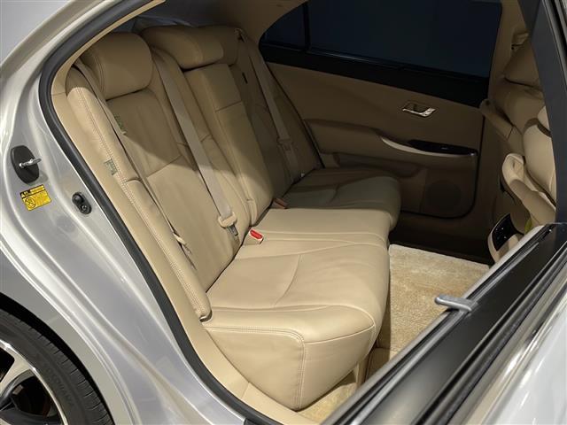 �K���o�[�O���[�v�ł͎�v���[�J�[�A��v�Ԏ������舵�����Ă���܂��B�S����S�U�O�X�܂̍݌ɂ̒����炨�q�l�Ƀs�b�^���̈�������Ă��܂��B