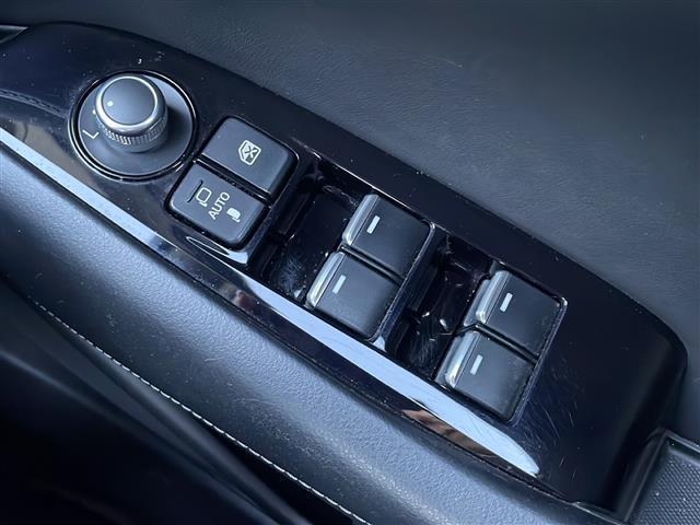ＭＡＺＤＡ６セダン ＸＤプロアクティブ　純正ナビ【フルセグ／ＢＴ／ＤＶＤ／ＣＤ】３６０°ビューモニター　ステアリングヒーター　パーキングアシスト　車間認知支援システム　ＢＳＭシステム　レーンキープアシスト　交通標識システム（18枚目）