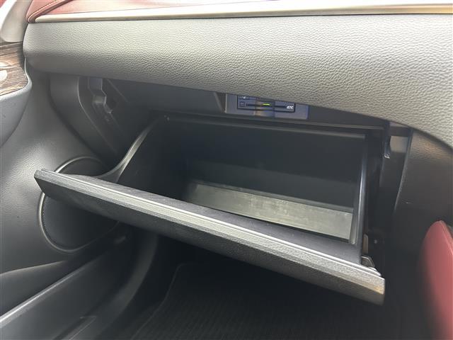 ハリアー エレガンス　純正ナビ　フルセグＴＶ　Ｂｌｕｅｔｏｏｔｈ接続　ＤＶＤ再生　クルコン　Ｂ・Ｆカメラ　クルコン　プッシュスタート　スマートキー　ハーフレザーシート　Ｄ席パワーシート　ビルトインＥＴＣ　ドラレコ　ＬＥＤ（21枚目）