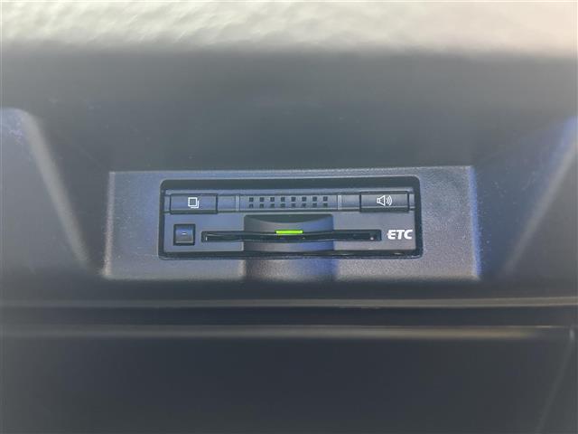 ハリアー エレガンス　純正ナビ　フルセグＴＶ　Ｂｌｕｅｔｏｏｔｈ接続　ＤＶＤ再生　クルコン　Ｂ・Ｆカメラ　クルコン　プッシュスタート　スマートキー　ハーフレザーシート　Ｄ席パワーシート　ビルトインＥＴＣ　ドラレコ　ＬＥＤ（22枚目）