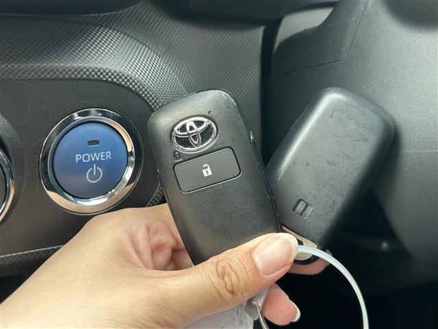 ライズ Ｚ　純正ディスプレイオーディオ　フルセグＴＶ　ＡｐｐｌｅＣａｒＰｌａｙ　ＡｎｄｒｏｉｄＡｕｔｏ　ＢＴ　全方位カメラ　バックカメラ　衝突被害軽減システム　前後コーナーセンサー　追従クルコン　シートヒーター（10枚目）