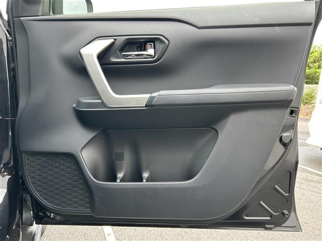 ライズ Ｚ　純正ディスプレイオーディオ　フルセグＴＶ　ＡｐｐｌｅＣａｒＰｌａｙ　ＡｎｄｒｏｉｄＡｕｔｏ　ＢＴ　全方位カメラ　バックカメラ　衝突被害軽減システム　前後コーナーセンサー　追従クルコン　シートヒーター（21枚目）