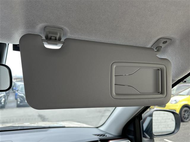 ライズ Ｚ　純正ディスプレイオーディオ　フルセグＴＶ　ＢＴ　ＡｐｐｌｅＣａｒＰｌａｙ　バックカメラ　スマアシ　追従クルコン　レーンキープアシスト　横滑り防止装置　コーナーセンサー　シートヒーター　ＢＳＭ　ＥＴＣ（10枚目）