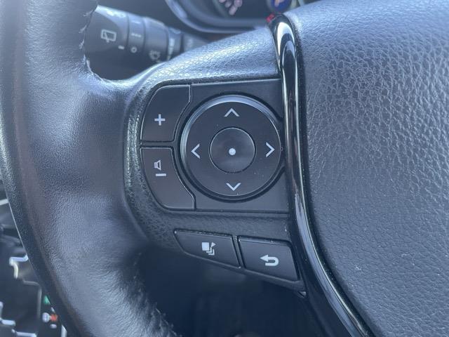 ヴォクシー V ワンオーナー 純正9インチナビ フルセグTV Bluetooth接続 DVD再生 フリップダウンモニター クルコン 両側パワスラ プッシュスタート スマートキー スペアキー Bカメラ ビルトインETC(5枚目)