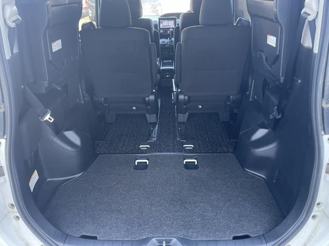 ヴォクシー V ワンオーナー 純正9インチナビ フルセグTV Bluetooth接続 DVD再生 フリップダウンモニター クルコン 両側パワスラ プッシュスタート スマートキー スペアキー Bカメラ ビルトインETC(30枚目)