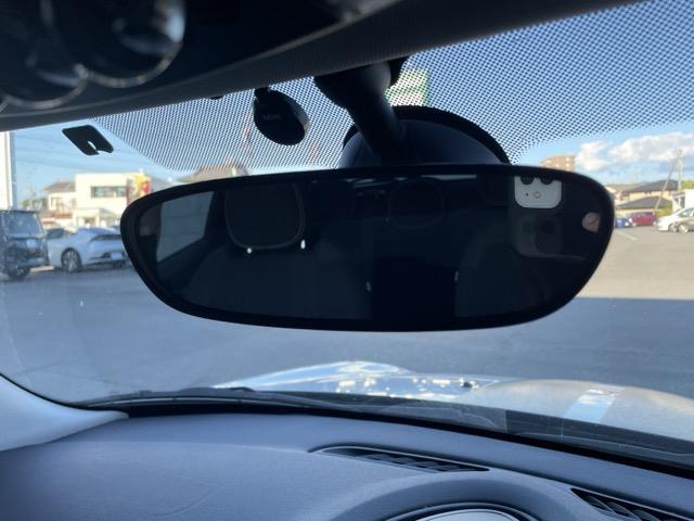 MINI クーパーS 純正ナビ Bluetooth接続 USB入力端子 AUX入力端子 プッシュスタート スマートキー スペアキー MTモード付AT 純正アルミホイール LEDオートライト(10枚目)