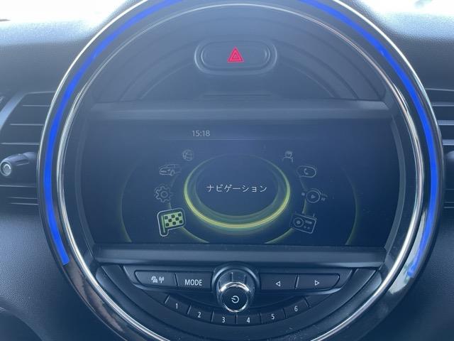 MINI クーパーS 純正ナビ Bluetooth接続 USB入力端子 AUX入力端子 プッシュスタート スマートキー スペアキー MTモード付AT 純正アルミホイール LEDオートライト(11枚目)