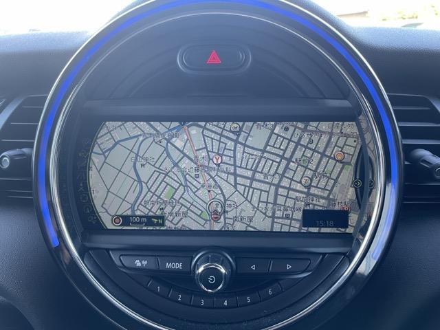 MINI クーパーS 純正ナビ Bluetooth接続 USB入力端子 AUX入力端子 プッシュスタート スマートキー スペアキー MTモード付AT 純正アルミホイール LEDオートライト(12枚目)