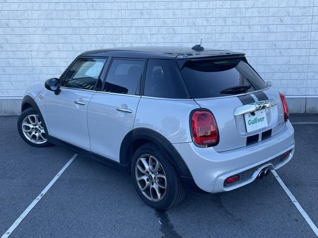 MINI クーパーS 純正ナビ Bluetooth接続 USB入力端子 AUX入力端子 プッシュスタート スマートキー スペアキー MTモード付AT 純正アルミホイール LEDオートライト(38枚目)