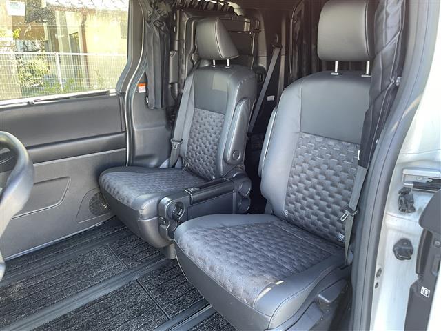 ヴォクシー ハイブリッドS-Z 純正ナビ 後席モニター フルセグTV Bluetooth接続 トヨタセーフティーセンス 4WD BSM HUD 全方位カメラ 追従クルコン 両側パワスラ 電動P・オートブレーキホールド LEDライト(26枚目)