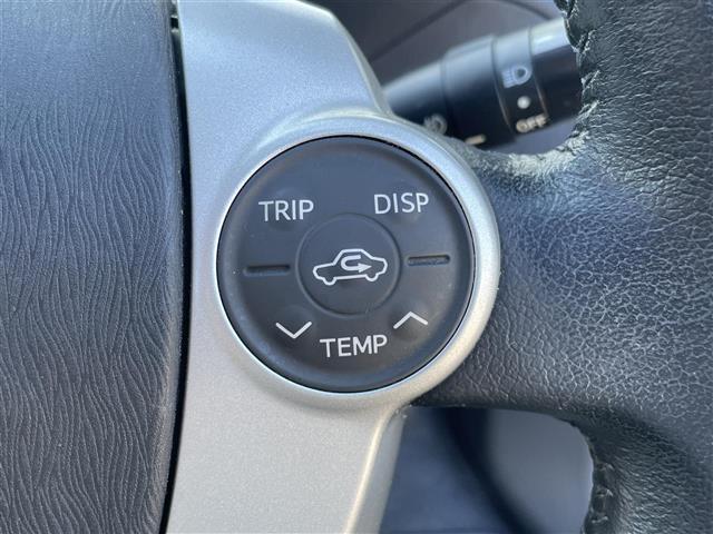 プリウス S ワンオーナー 純正ナビ フルセグTV Bluetooth接続 DVD再生 プッシュスタート スマートキー スペアキー Bカメラ ETC ドラレコ 社外HIDオートライト ステアリングスイッチ(6枚目)