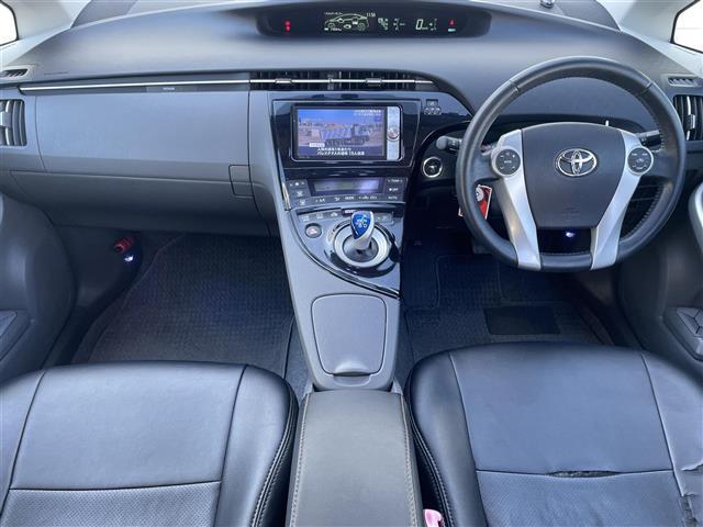 プリウス S ワンオーナー 純正ナビ フルセグTV Bluetooth接続 DVD再生 プッシュスタート スマートキー スペアキー Bカメラ ETC ドラレコ 社外HIDオートライト ステアリングスイッチ(42枚目)