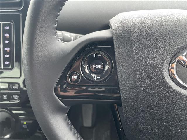 プリウス A 純正ナビ フルセグTV Bluetooth接続 DVD再生 パークアシスト HUD 追従クルコン プッシュスタート スマートキー スペアキー D席パワーシート LEDオートライト オートハイビーム(5枚目)