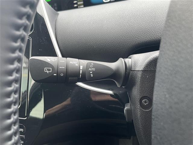 プリウス A 純正ナビ フルセグTV Bluetooth接続 DVD再生 パークアシスト HUD 追従クルコン プッシュスタート スマートキー スペアキー D席パワーシート LEDオートライト オートハイビーム(7枚目)