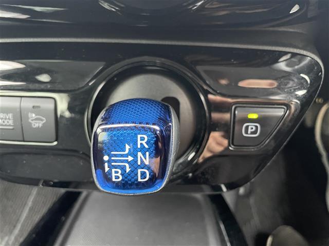 プリウス A 純正ナビ フルセグTV Bluetooth接続 DVD再生 パークアシスト HUD 追従クルコン プッシュスタート スマートキー スペアキー D席パワーシート LEDオートライト オートハイビーム(19枚目)