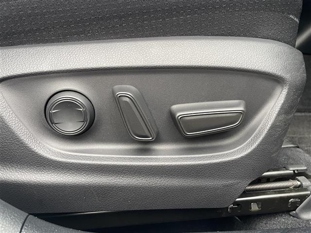 プリウス A 純正ナビ フルセグTV Bluetooth接続 DVD再生 パークアシスト HUD 追従クルコン プッシュスタート スマートキー スペアキー D席パワーシート LEDオートライト オートハイビーム(24枚目)