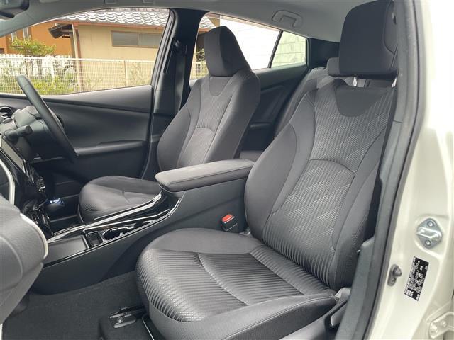 プリウス A 純正ナビ フルセグTV Bluetooth接続 DVD再生 パークアシスト HUD 追従クルコン プッシュスタート スマートキー スペアキー D席パワーシート LEDオートライト オートハイビーム(26枚目)