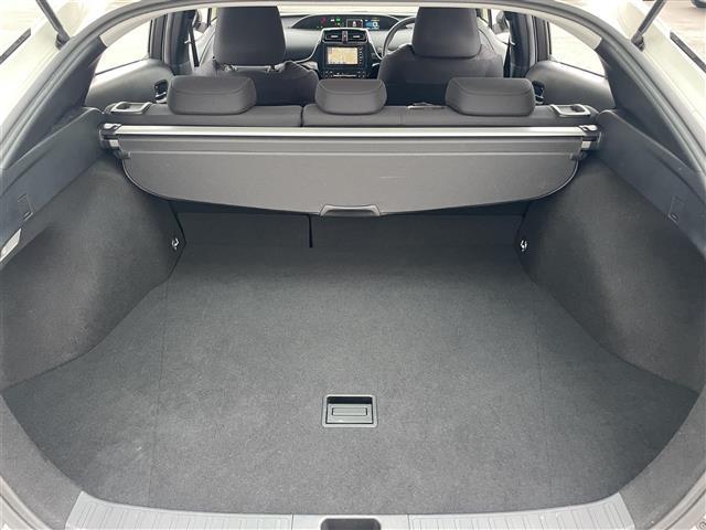 プリウス A 純正ナビ フルセグTV Bluetooth接続 DVD再生 パークアシスト HUD 追従クルコン プッシュスタート スマートキー スペアキー D席パワーシート LEDオートライト オートハイビーム(29枚目)