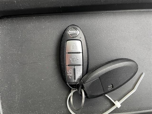 セレナ e-パワー ハイウェイスターV 純正10インチナビ フルセグTV Bluetooth接続 DVD再生 プロパイロット アラウンドビューモニター BSM エマージェンシーブレーキ 両側パワスラ 電動P・オートブレーキホールド LED(15枚目)