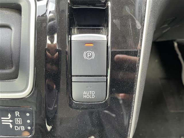 セレナ e-パワー ハイウェイスターV 純正10インチナビ フルセグTV Bluetooth接続 DVD再生 プロパイロット アラウンドビューモニター BSM エマージェンシーブレーキ 両側パワスラ 電動P・オートブレーキホールド LED(16枚目)