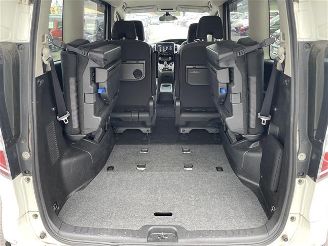 セレナ e-パワー ハイウェイスターV 純正10インチナビ フルセグTV Bluetooth接続 DVD再生 プロパイロット アラウンドビューモニター BSM エマージェンシーブレーキ 両側パワスラ 電動P・オートブレーキホールド LED(29枚目)