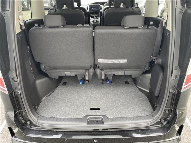 セレナ e-パワー ハイウェイスターV 純正10インチナビ フルセグTV Bluetooth接続 DVD再生 プロパイロット BSM スマートルームミラー パークアシスト エマージェンシーブレーキ アラウンドビューモニター 両側パワスラ(29枚目)