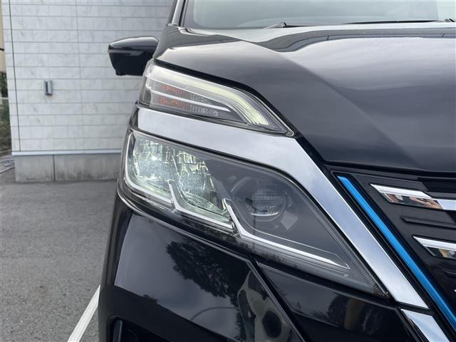 セレナ e-パワー ハイウェイスターV 純正10インチナビ フルセグTV Bluetooth接続 DVD再生 プロパイロット BSM スマートルームミラー パークアシスト エマージェンシーブレーキ アラウンドビューモニター 両側パワスラ(31枚目)