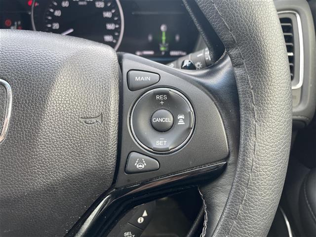 ヴェゼル ハイブリッドＺ・ホンダセンシング　純正ナビ　フルセグＴＶ　Ｂｌｕｅｔｏｏｔｈ接続　ＤＶＤ再生　ＵＳＢ入力端子　ホンダセンシング　Ｂカメラ　プッシュスタート　スマートキー　スペアキー　電動Ｐ・オートブレーキホールド　前席シートＨ（6枚目）