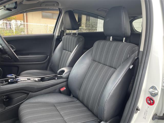 ヴェゼル ハイブリッドＺ・ホンダセンシング　純正ナビ　フルセグＴＶ　Ｂｌｕｅｔｏｏｔｈ接続　ＤＶＤ再生　ＵＳＢ入力端子　ホンダセンシング　Ｂカメラ　プッシュスタート　スマートキー　スペアキー　電動Ｐ・オートブレーキホールド　前席シートＨ（25枚目）