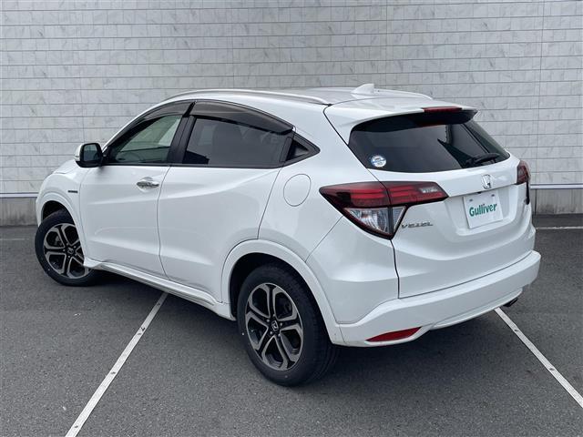 ヴェゼル ハイブリッドＺ・ホンダセンシング　純正ナビ　フルセグＴＶ　Ｂｌｕｅｔｏｏｔｈ接続　ＤＶＤ再生　ＵＳＢ入力端子　ホンダセンシング　Ｂカメラ　プッシュスタート　スマートキー　スペアキー　電動Ｐ・オートブレーキホールド　前席シートＨ（43枚目）