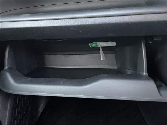 ヴォクシー ＺＳ　煌ＩＩＩ　純正９インチナビＴＶ・ＢＴ・トヨタセーフティセンス・両側パワスラ・クルコン・ハーフレザー・ＬＥＤオートライト・オートハイビーム・スマートキー（38枚目）