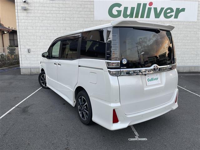 ヴォクシー ＺＳ　煌ＩＩＩ　純正９インチナビＴＶ・ＢＴ・トヨタセーフティセンス・両側パワスラ・クルコン・ハーフレザー・ＬＥＤオートライト・オートハイビーム・スマートキー（43枚目）