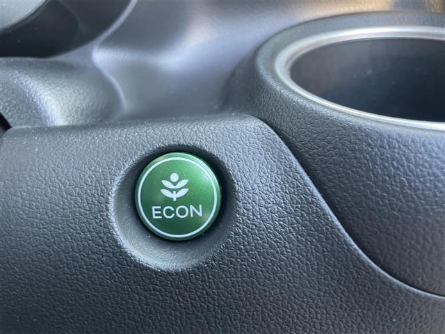 N-BOXカスタム G・ターボLパッケージ 社外ナビ フルセグTV Bluetooth接続 CTBA 両側パワスラ クルコン Bカメラ プッシュスタート スマートキー ベンチシート ハーフレザーシート HIDオートライト ビルトインETC(6枚目)