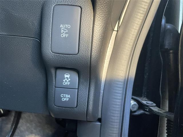 N-BOXカスタム G・ターボLパッケージ 社外ナビ フルセグTV Bluetooth接続 CTBA 両側パワスラ クルコン Bカメラ プッシュスタート スマートキー ベンチシート ハーフレザーシート HIDオートライト ビルトインETC(8枚目)