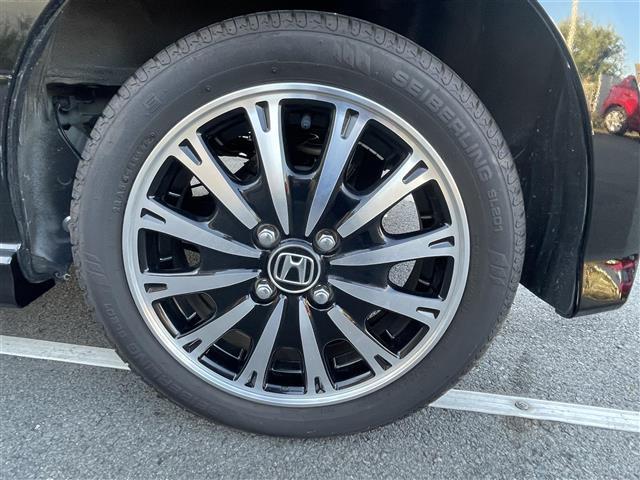 N-BOXカスタム G・ターボLパッケージ 社外ナビ フルセグTV Bluetooth接続 CTBA 両側パワスラ クルコン Bカメラ プッシュスタート スマートキー ベンチシート ハーフレザーシート HIDオートライト ビルトインETC(24枚目)