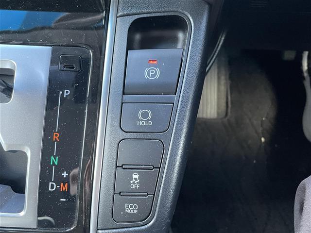 アルファード ２．５Ｓ　Ａパッケージ　ワンオーナー　純正ナビ　フルセグＴＶ　Ｂｌｕｅｔｏｏｔｈ接続　ＤＶＤ再生　クルコン　両側パワスラ　電動Ｐ・オートブレーキホールド　プッシュスタート　スマートキー　スペアキー　ＬＥＤオートライト（17枚目）