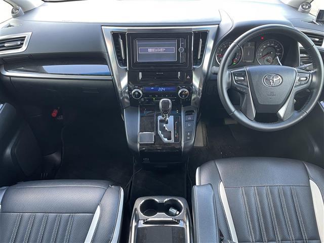 アルファード ２．５Ｓ　Ａパッケージ　ワンオーナー　純正ナビ　フルセグＴＶ　Ｂｌｕｅｔｏｏｔｈ接続　ＤＶＤ再生　クルコン　両側パワスラ　電動Ｐ・オートブレーキホールド　プッシュスタート　スマートキー　スペアキー　ＬＥＤオートライト（42枚目）