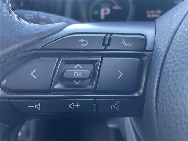 ヤリスクロス ハイブリッドＧ　ワンオーナー　純正ナビＴＶ　バックカメラ　クリアランスソナー　レーダークルーズコントロール　トヨタセーフティセンス　プリクラッシュセーフティ　レーンアシスト　電動パーキングブレーキ　オートホールド（8枚目）