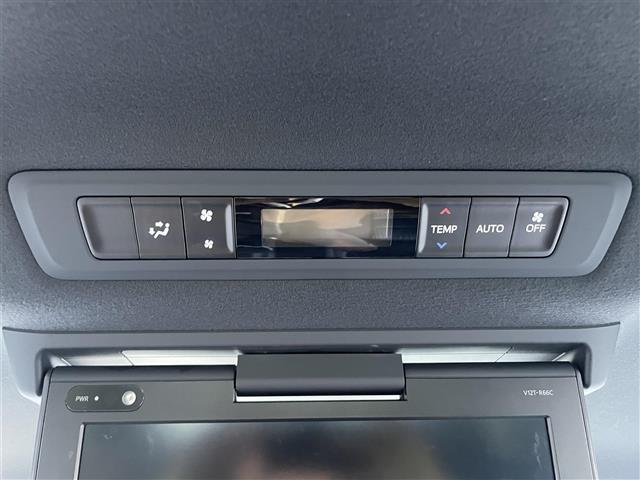 ヴォクシー ZS 煌 ワンオーナー 純正ナビ フルセグTV Bluetooth接続 DVD再生 両側パワスラ クルコン プリクラッシュセーフティー Bカメラ プッシュスタート スマートキー スペアキー LEDオートライト(26枚目)